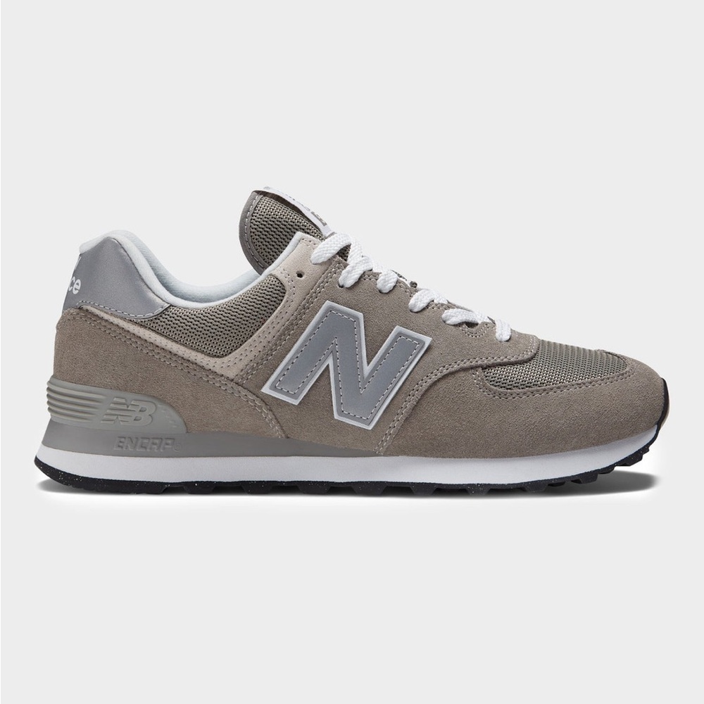 NEW BALANCE 574 IN GREY / WHITE